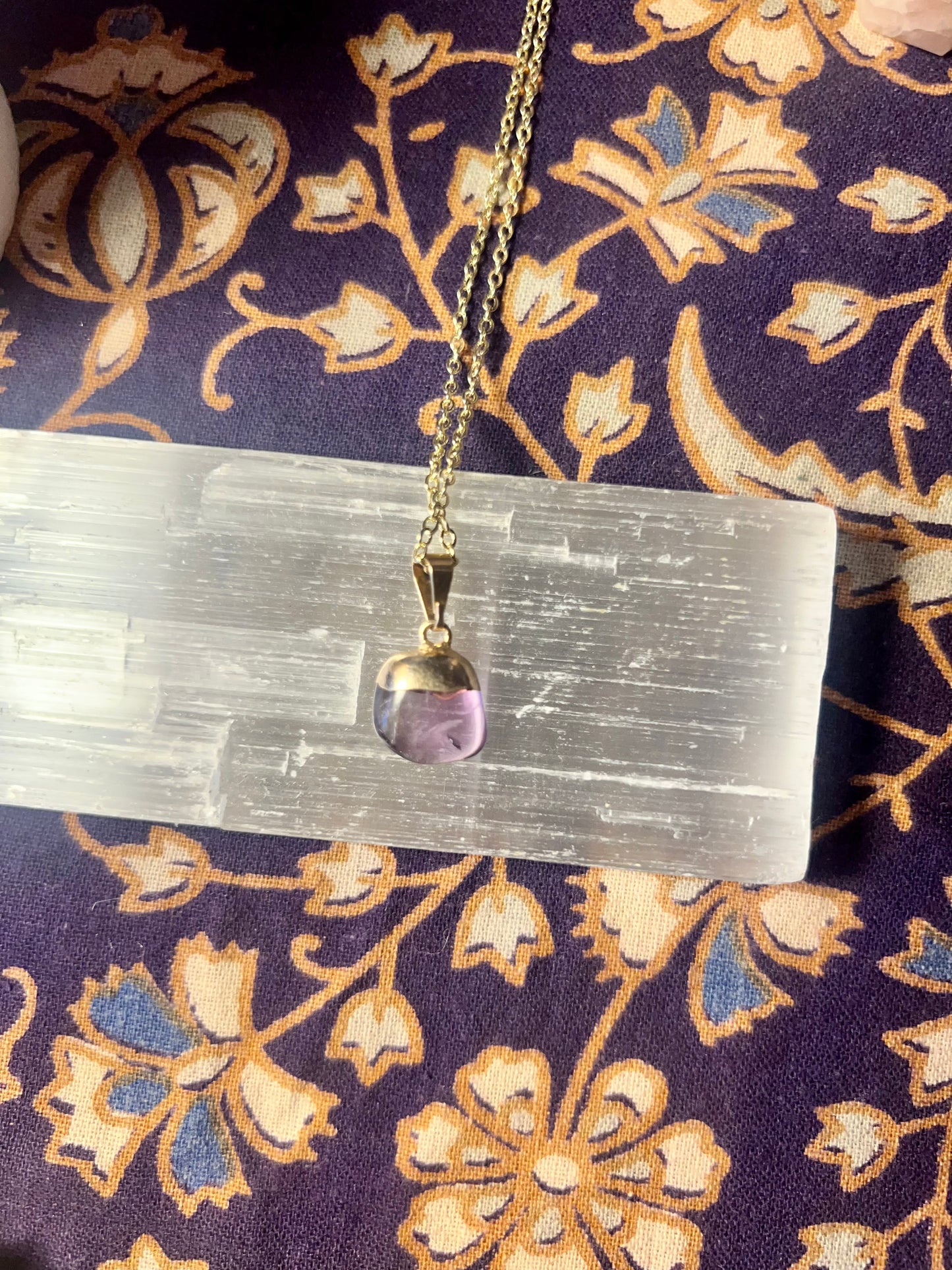 Small Amethyst with Gold Coloured Chain