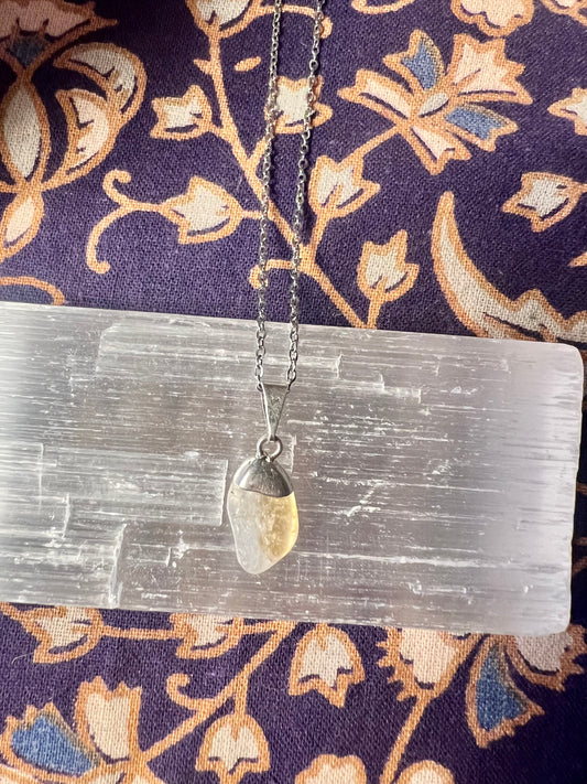 Small Natural Citrine with Silver Coloured Chain